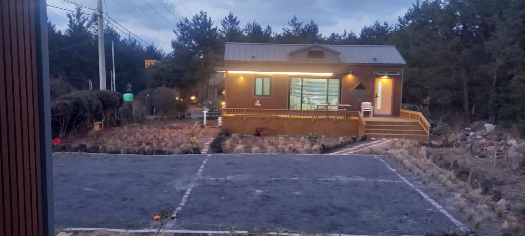 Hamdeok Pool Villa Pension Jeju by Eksteriør bilde